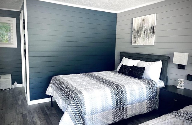 TeePee Room 12-Newly Renovated