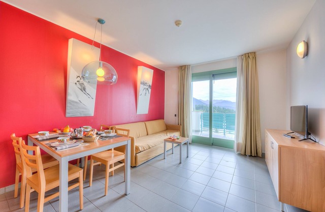 Teleo 85 Ski In - Ski Out 50m, Sestriere, Italy