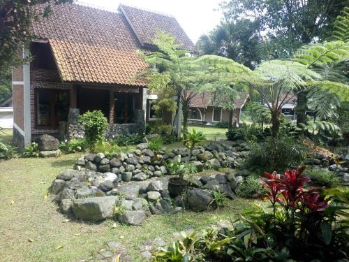 Tempuran Hills Villa Kaliurang Yogyakarta