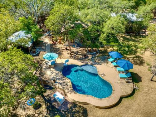 Terracotta Retreat/Sleeps 30!