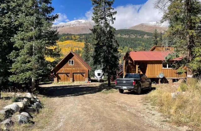 The Alma Studio. 12 miles to Breckenridge