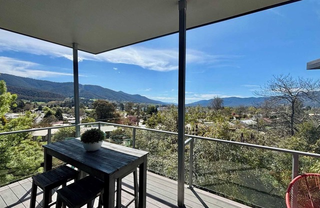 The Aprés 24 | Uninterrupted Mountain Views