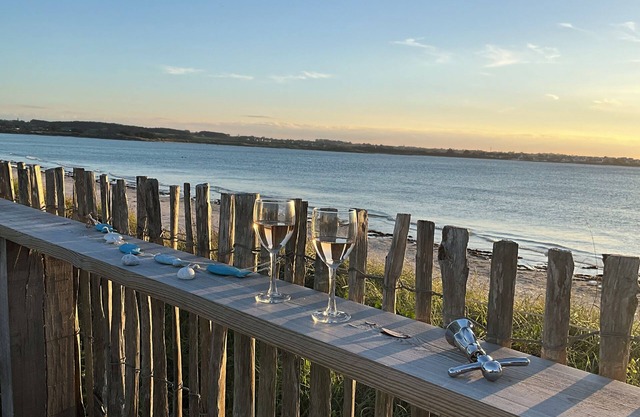 THE BEACH AT THE END OF THE GARDEN/VILLA 5 ⭐️AVEC SPA/MAGNIFICENT SEA VIEW