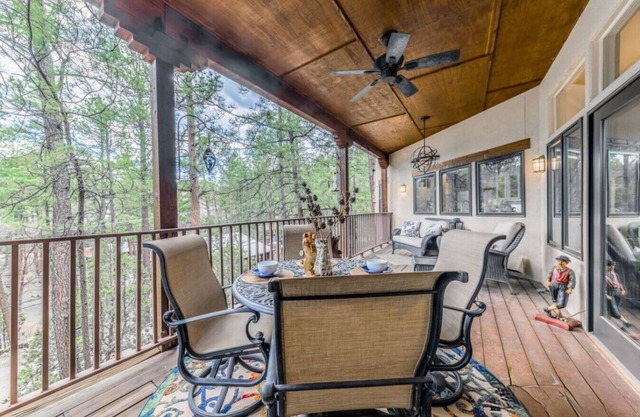 The Beehive Treehouse