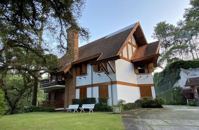 The Best Fit, Cozy, for 7 People, in the Most Noble Area of Capivari