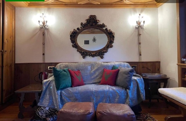 The Best Location. Walking Distance From Everything. Elegant and Comfortable