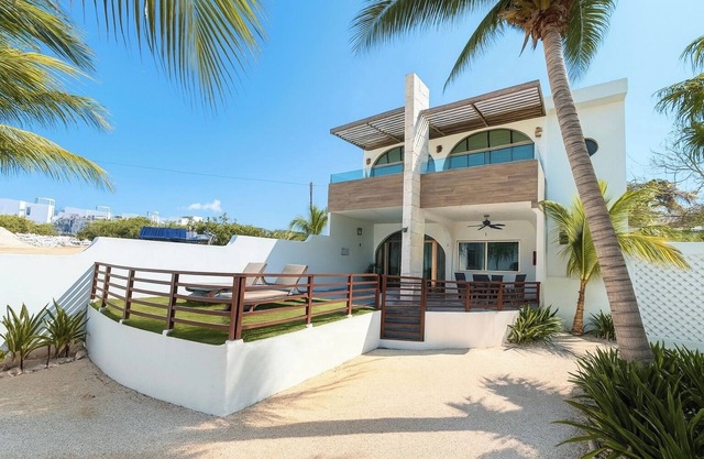 The Best Pool and Best Sunrises + Oceanview