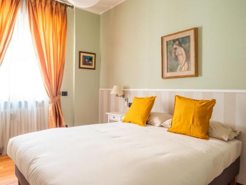 The Best Rent - Three-bedroom apartment in Acquabella