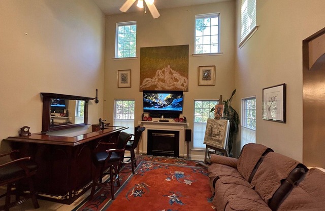 The Big Chill: a 4-bedroom house on Sweetbriar Park at Lake of the Woods
