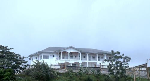 The Bonadikombo LK HOTEL