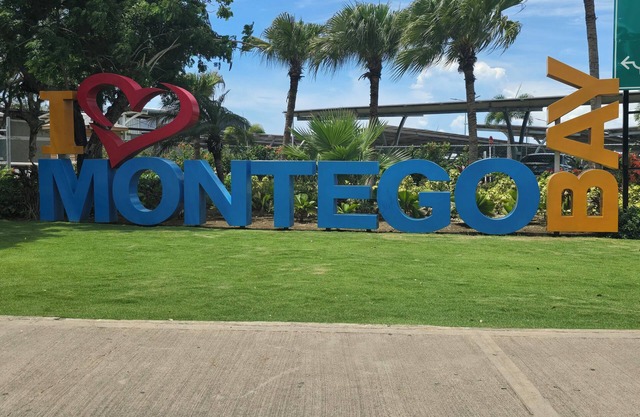 The Brownstone Sights charming 2-bedroom apt in superb St.Bran's Burg with AC