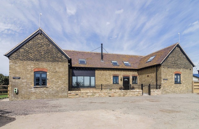 The Coach House - UKC2772