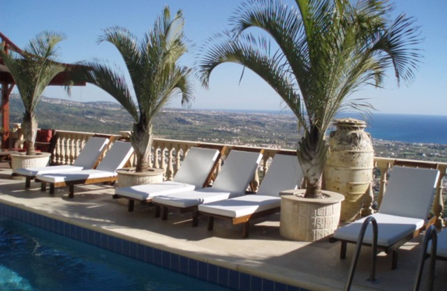 The "Coral Suite" Villa. Large Party Groups, Weddings, Anniversaries