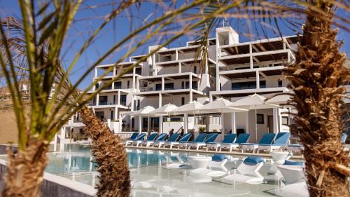 The Cove At Cerritos