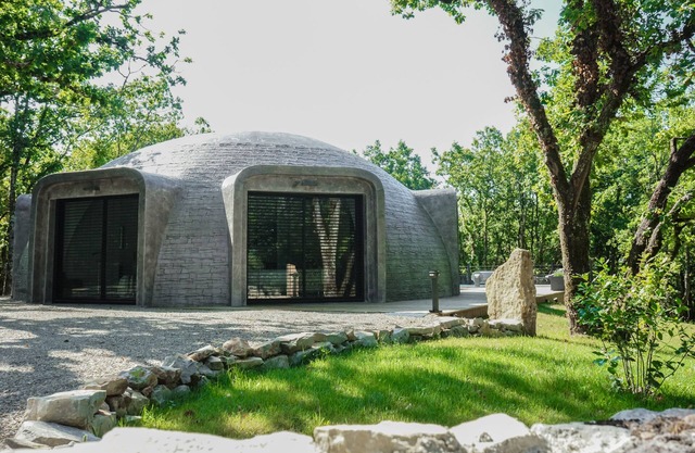 THE DOME (unique in France)