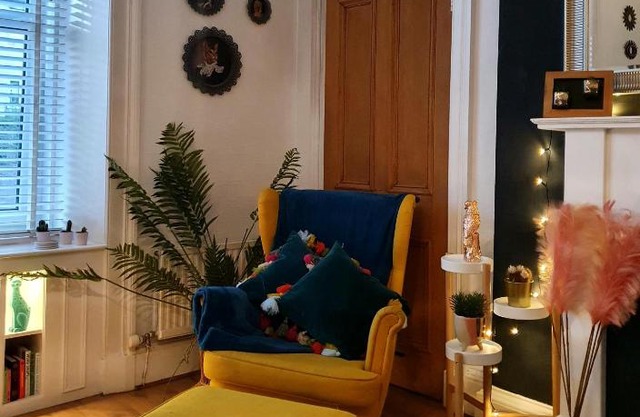 The Flat with the Pink Door