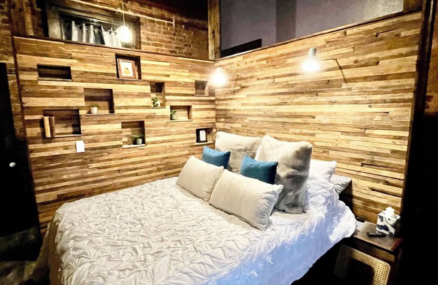 The Ginocchio Meyer Home!