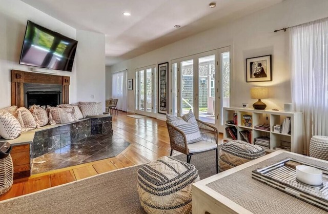 The Great Escape - 4BR Serene Home in Hamptons