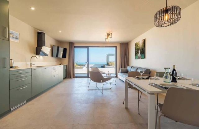 "The Green" - Vue mer & parking aux Rosaires