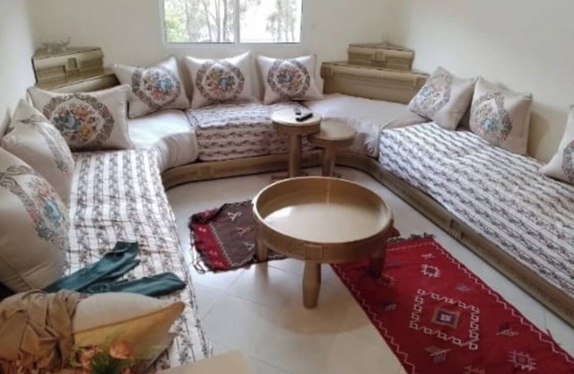 The happy home 3 km from the freeways