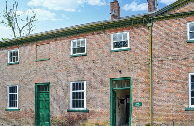 The Hayloft - UK49340