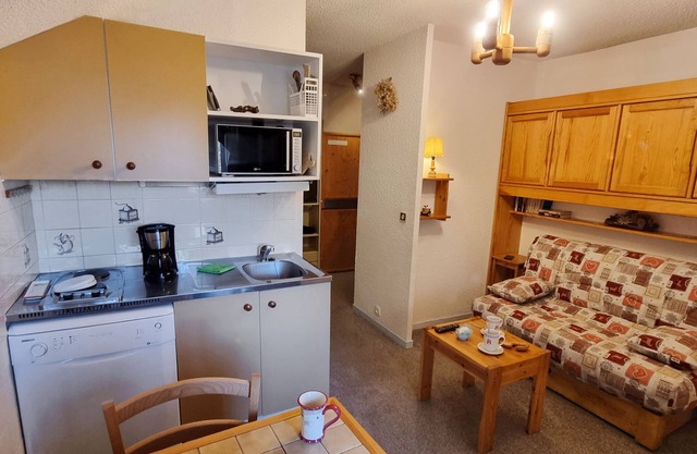 The ideal apartment for winter sports vacations, 200m from the slopes. Champsaur