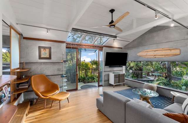 The Laguna Beach Tree House