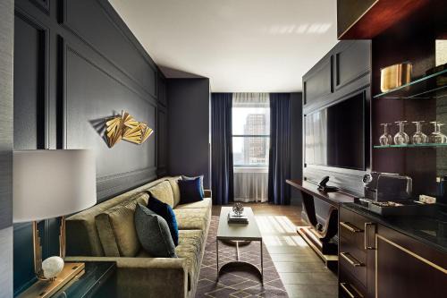 The LaSalle Chicago, Autograph Collection by Marriott