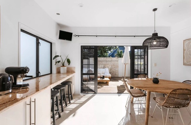 The Light House ~ Mount Maunganui - Beyonder Holiday Homes