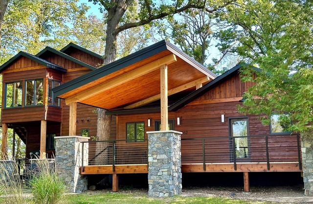 The Lodge on Mantrap Lake - 22 miles to Itasca State Park!