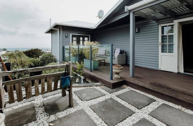 The Lookout: Scenic Views in New Plymouth