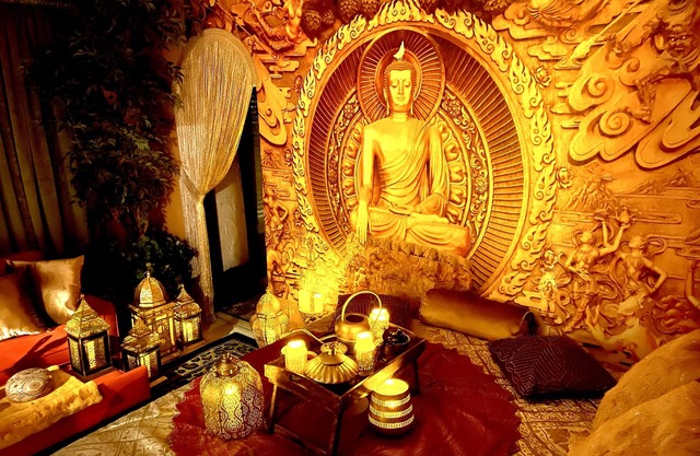 The Most Interesting House in Texas! Tropical Cabana Pool and Hot Tub