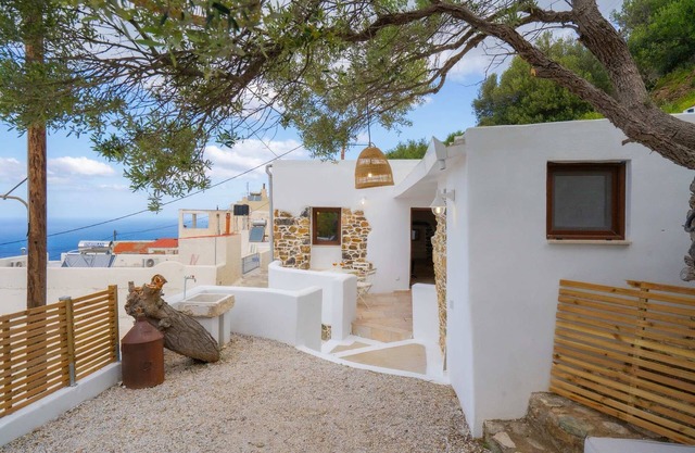 The Mulberry House Su