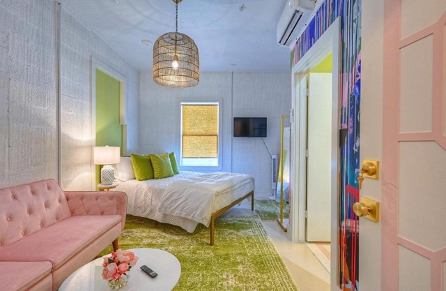 The Oleander Hotel Room 6