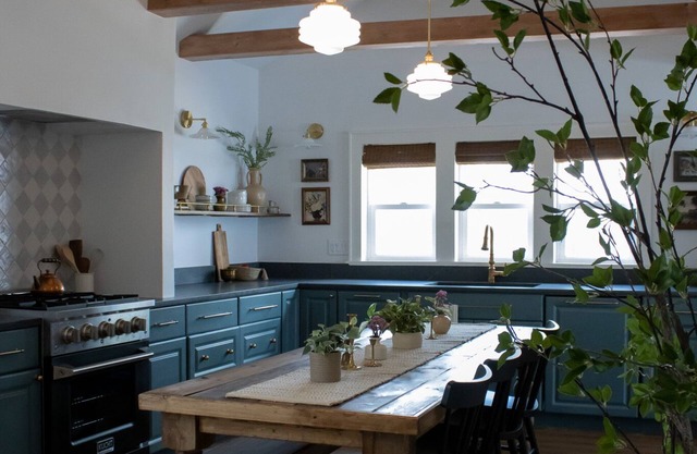 The Parlour House - 2 Blocks From Campus - 4BD 2BA