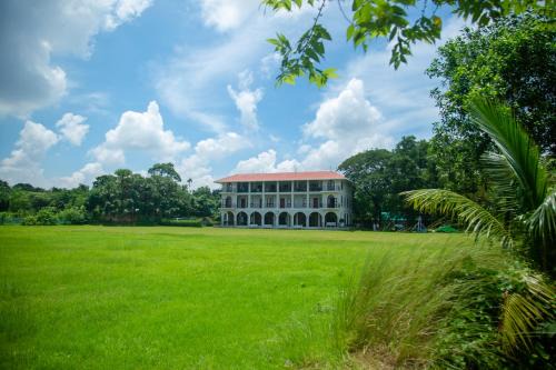 The Pavilion at Riverside Park