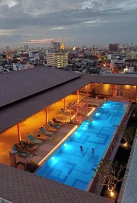 The Quarter Hualamphong by UHG