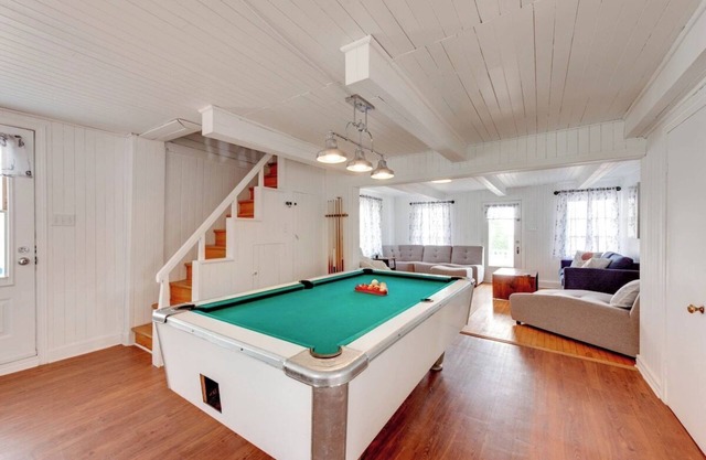 The Red Roof - 3457 - 12 people