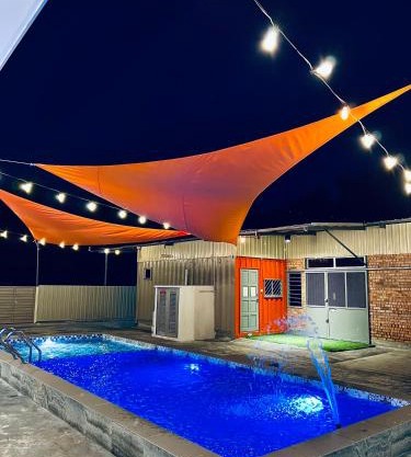 The Rina Homestay-Whole Villa with Private Pool,BBQ & Karaoke-Near Beach-