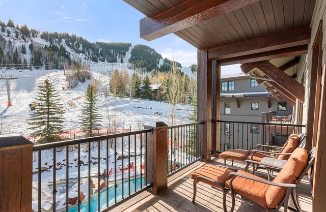 The Ritz-Carlton Club | 3BR Premier Residence 8303, Ski-in/Ski-out, Aspen Highlands with Ski View