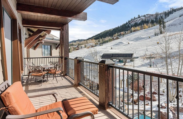 The Ritz-Carlton Club 8401 | 2BR Ski-in/ski-out Residence w/Premier Ski View at Aspen Highlands