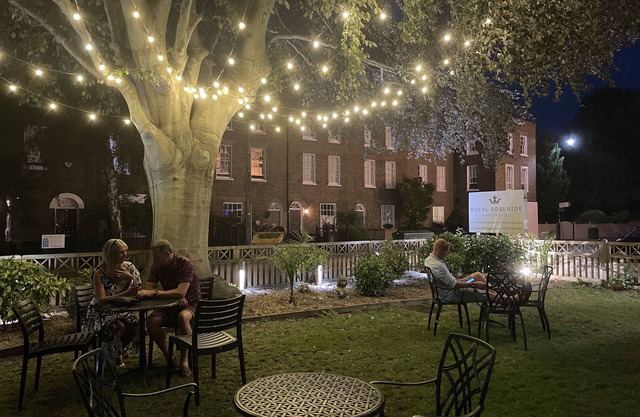 The Royal Adelaide Hotel