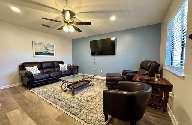 The Sailor's Suite