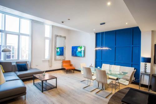 The Skylight Suite by The Hive WA1