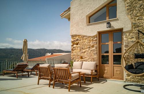 The Stone House - Two Bedrooms Maisonette