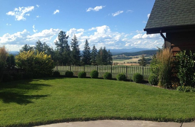 The Suite Getaway at Green Bluff