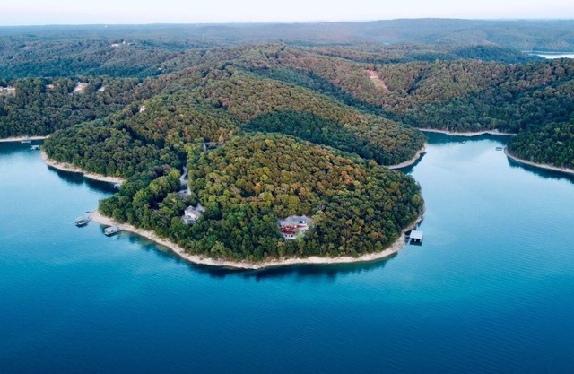 The Summit @ Beaver Lake