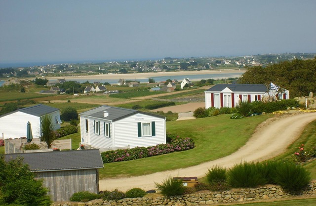 The terraces of the bay 'Entre Terre et Mer'