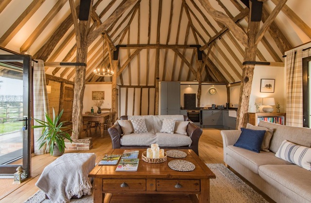 The Thatched Barn - a holiday let that sleeps 2 guests in 1 bedroom