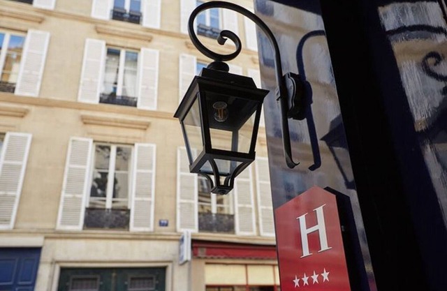 The timeless charm of St Germain -Rue Du Bac,A Quintessentially French Quartier